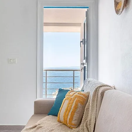 Apartment Hi'mare View 2 Room, Parking, Kitchen & Balcony Himare